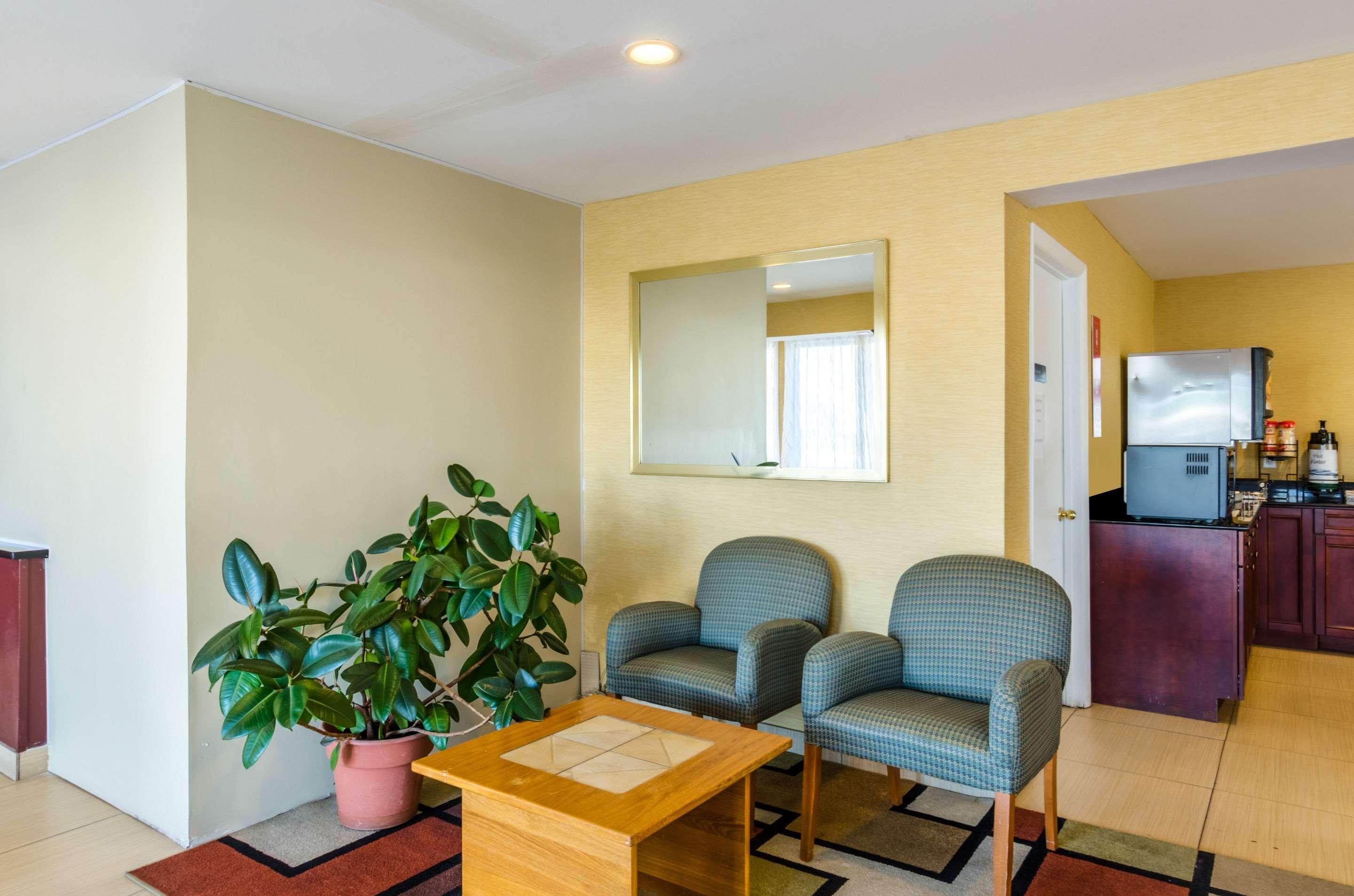 Econo Lodge Pittsfield Esterno foto