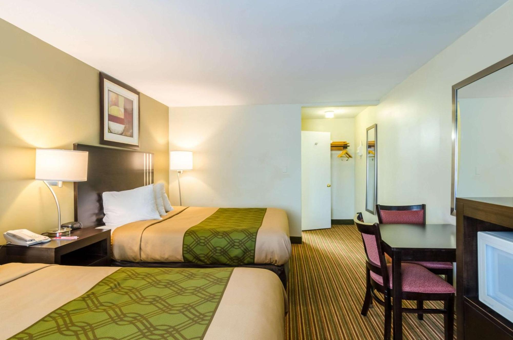 Econo Lodge Pittsfield Esterno foto