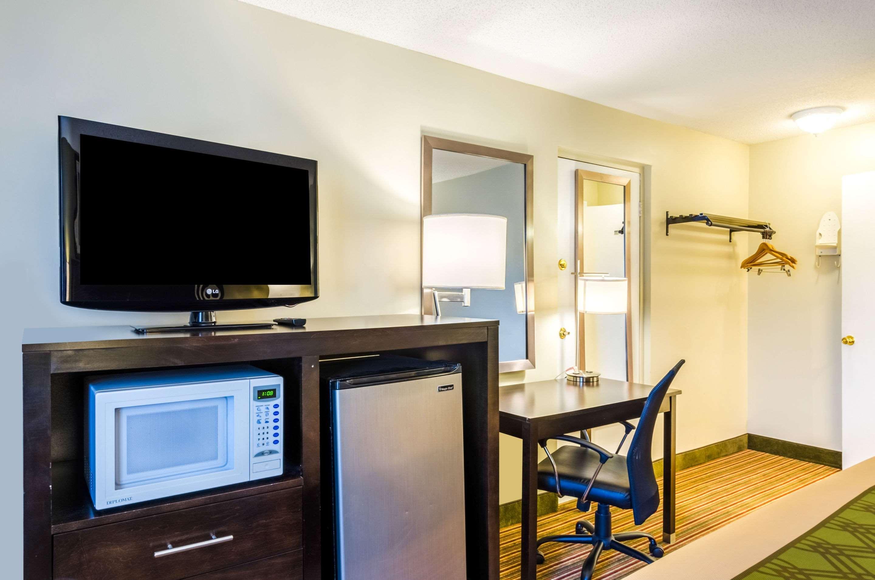 Econo Lodge Pittsfield Esterno foto